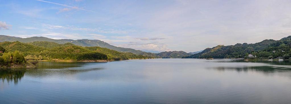 Agriturismo Incantesimo Del Lago Salto Varco Sabino Exterior foto
